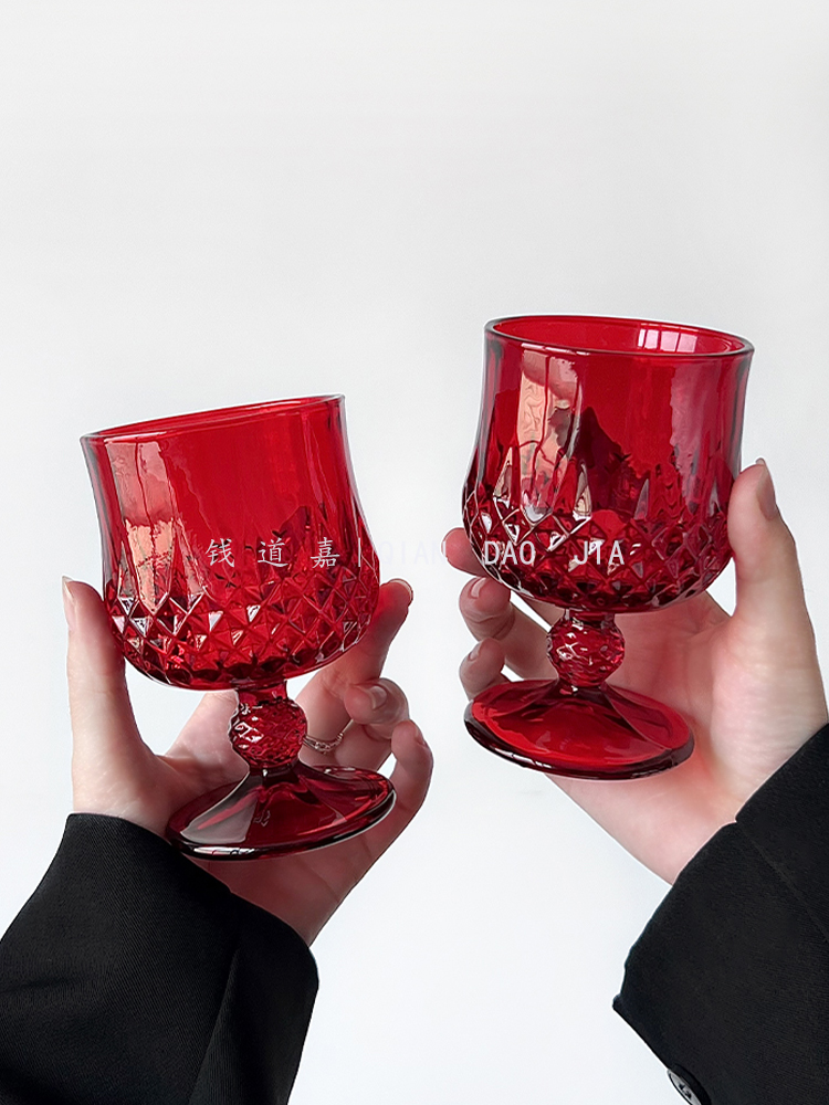 Vintage red ins style embossed - Wine Beer Foot 评论和价格