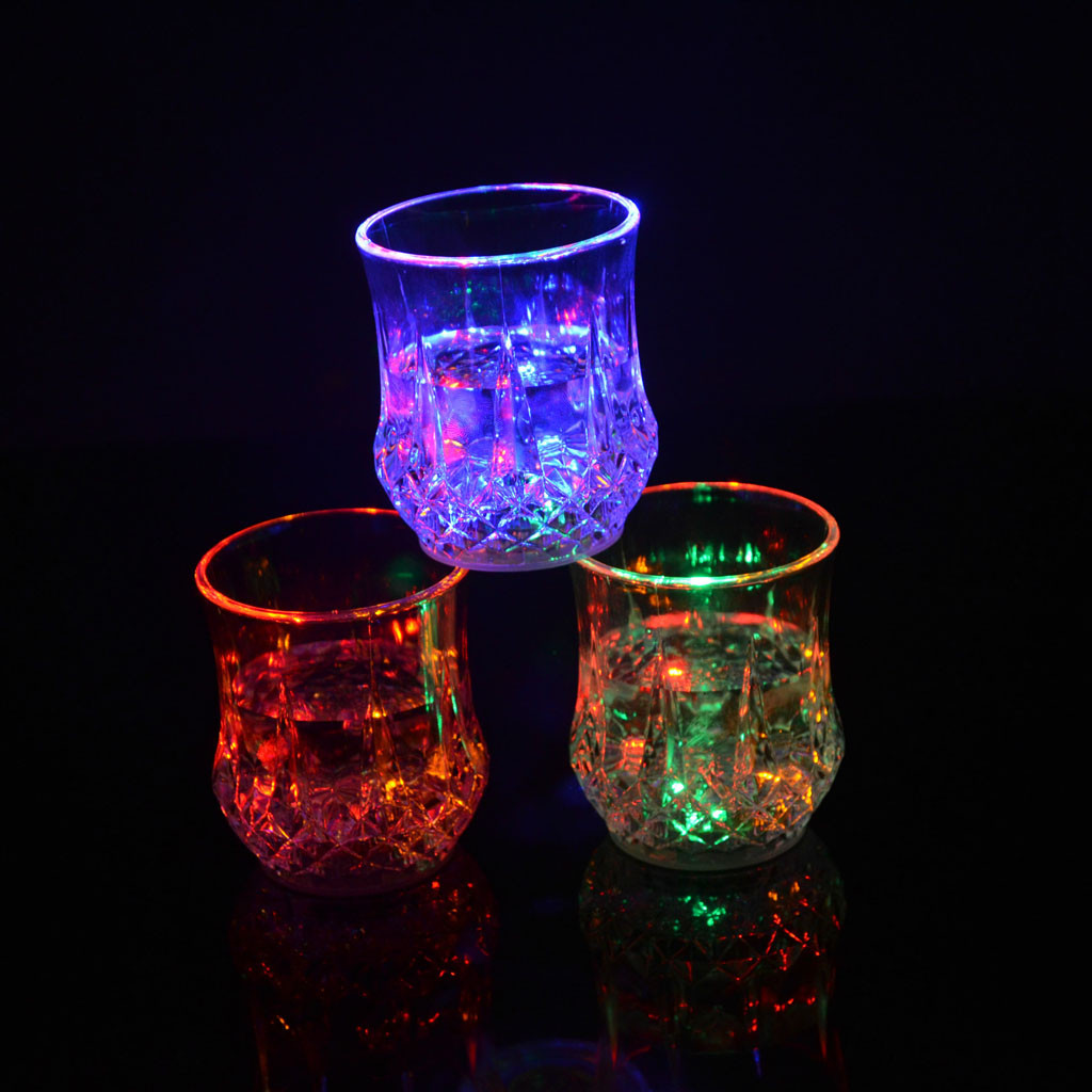 Colored LED Glowing Drink Cup  - Wine Beer Drink 评论和价格